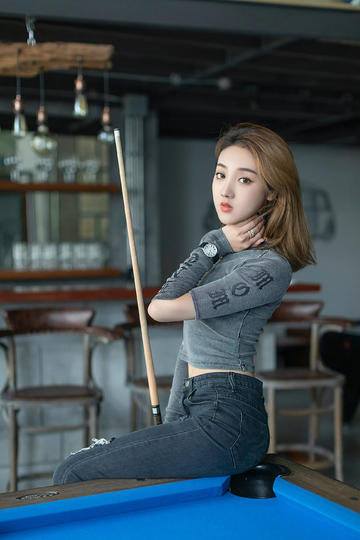 欧美日产亚洲小媳妇视频