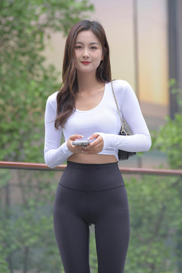 免费国偷自产拍精品视频