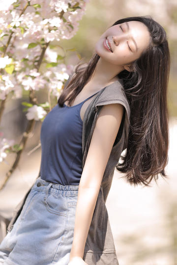 国产V综合V亚洲欧美大下载