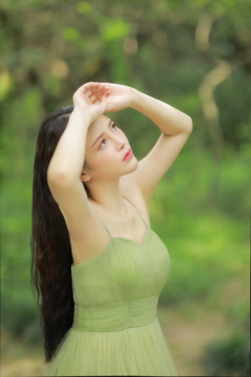 国产精品美女被遭强扒开双